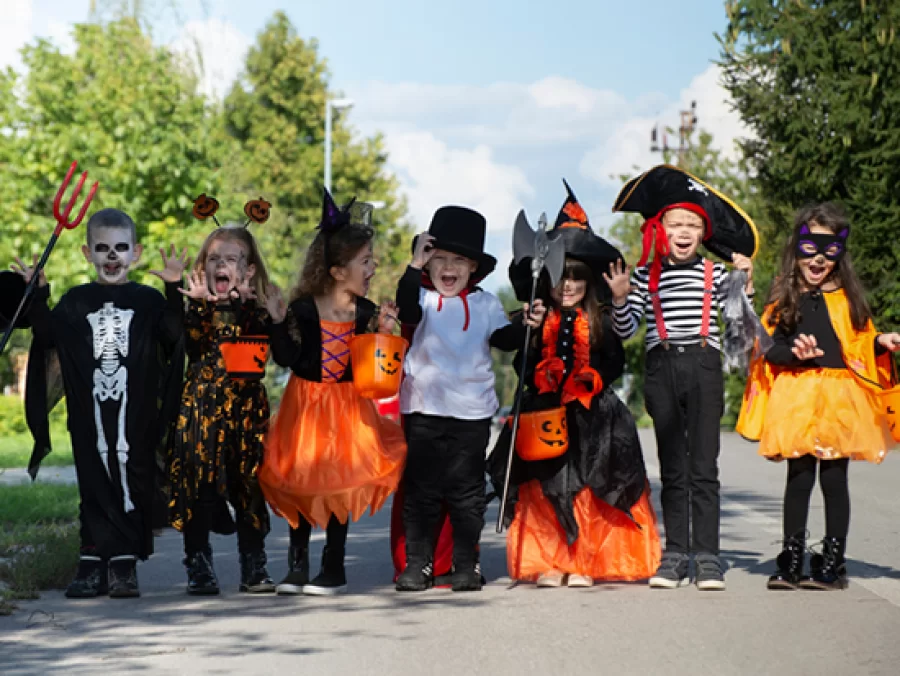 Kostume me stil Halloween Kostume për çdo rast festiv